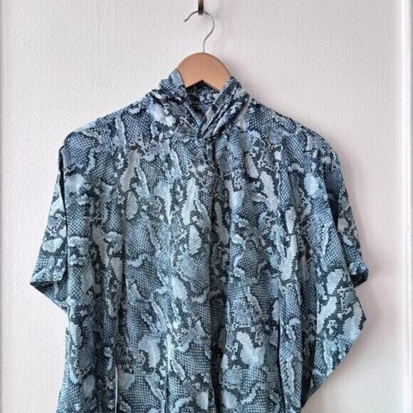 Zadig & Voltaire Roy Asymmetric Snake Print Silk Dress in Bleu - Picture 6 of 12